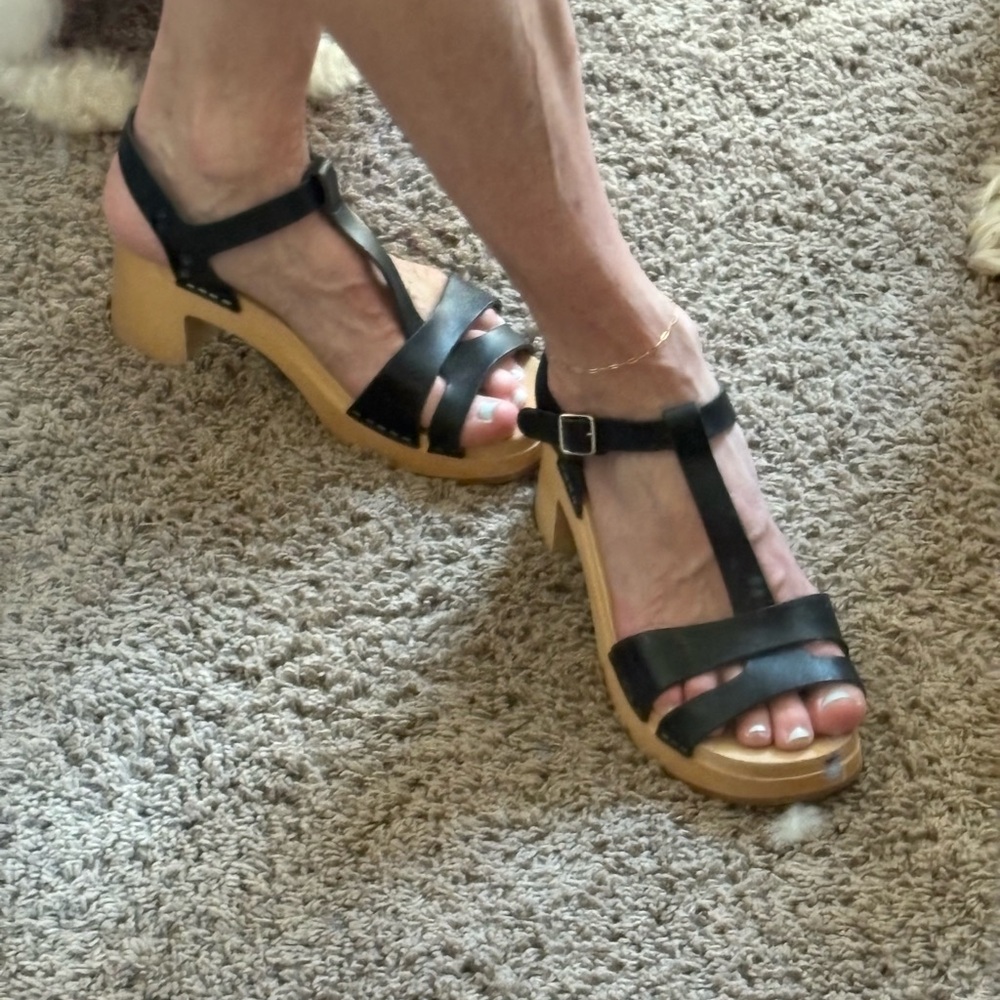 Swedish Hasbeens Black and Tan Strappy Sandals